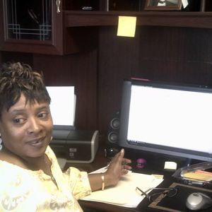 Meet your Posher, Cynthia